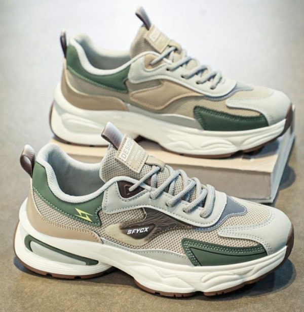 Sports shoe - Image 3